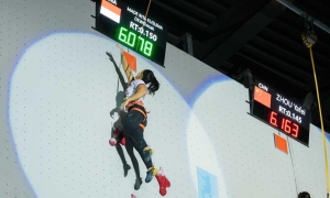 攀岩亚锦赛：速度攀岩女子破亚洲纪录 中国队揽男子金银