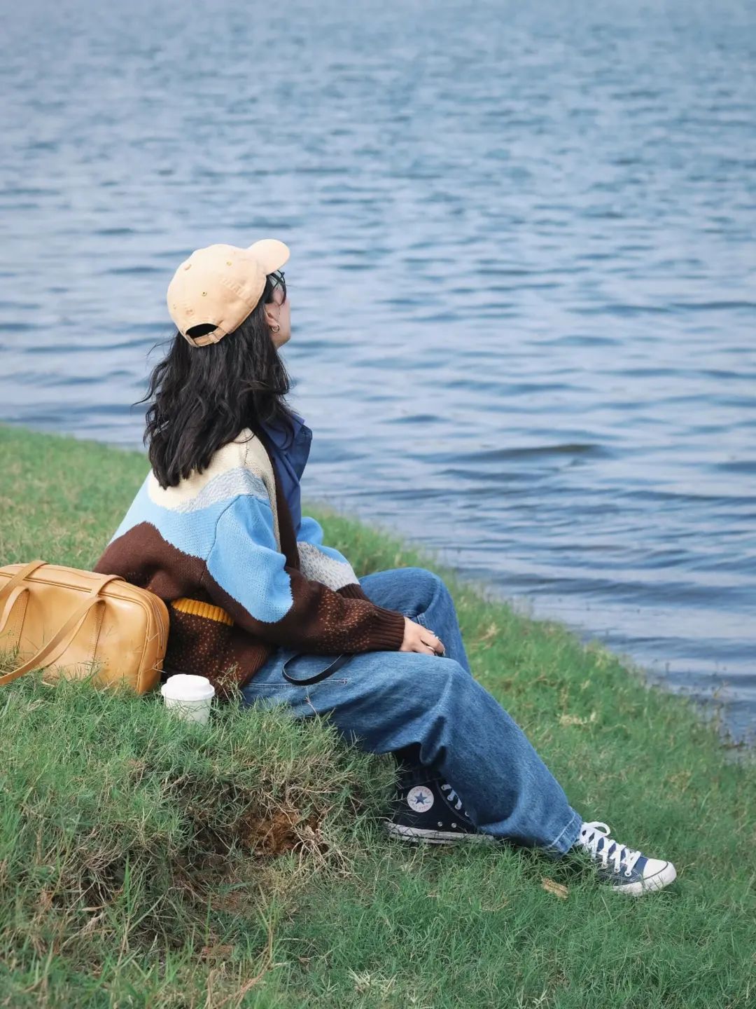 在风景美如画的秋季旅行，看山川异域风情！