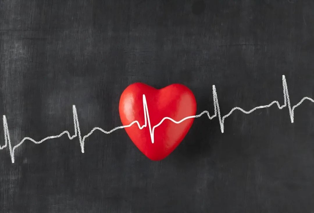 心跳慢的人长寿，1分钟跳多少次最健康？