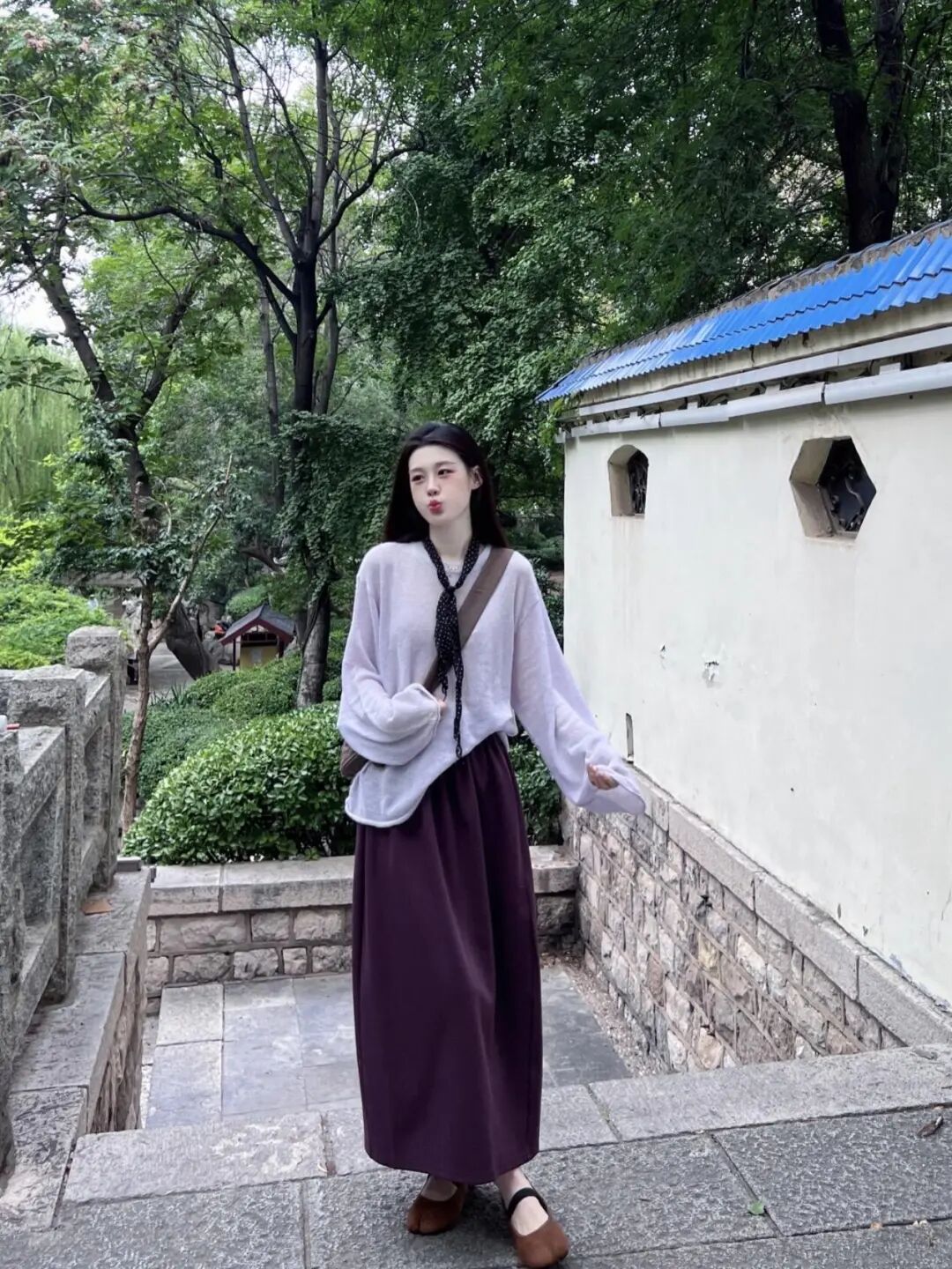 秋天浪漫而特别的紫色系穿搭～真的好吸睛！