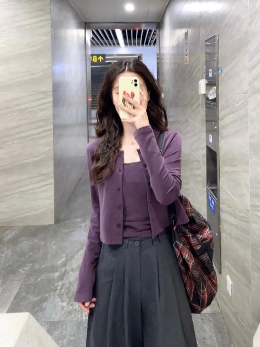 秋天浪漫而特别的紫色系穿搭～真的好吸睛！