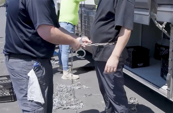 “噩梦！”被美拘留的韩国工人：不认为有人还想留在美国