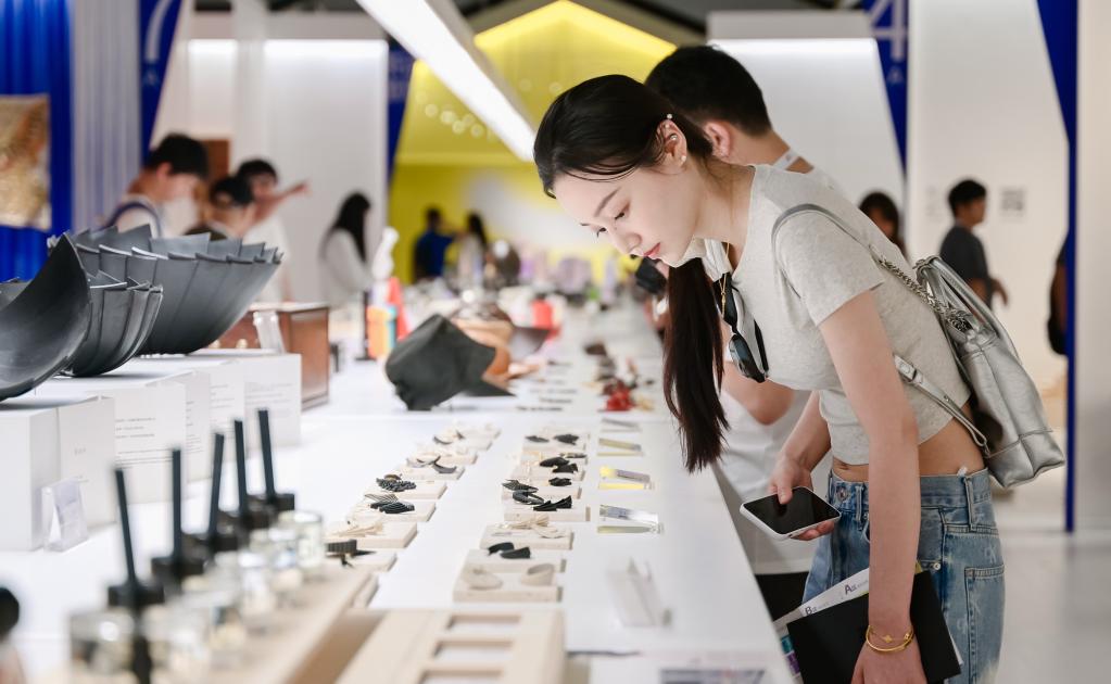 “千年瓷都”何以青春不老？