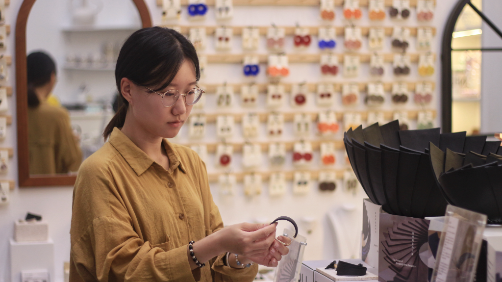 “千年瓷都”何以青春不老？