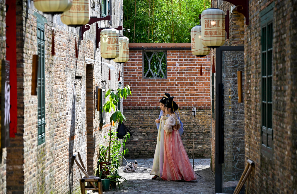 “千年瓷都”何以青春不老？