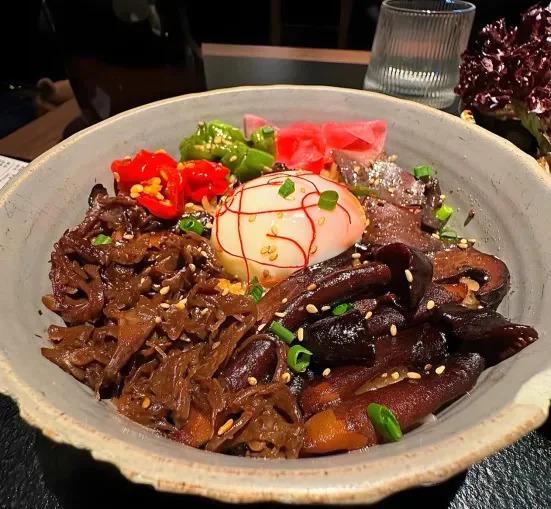 给顾客吃大象粪的“云南菜”