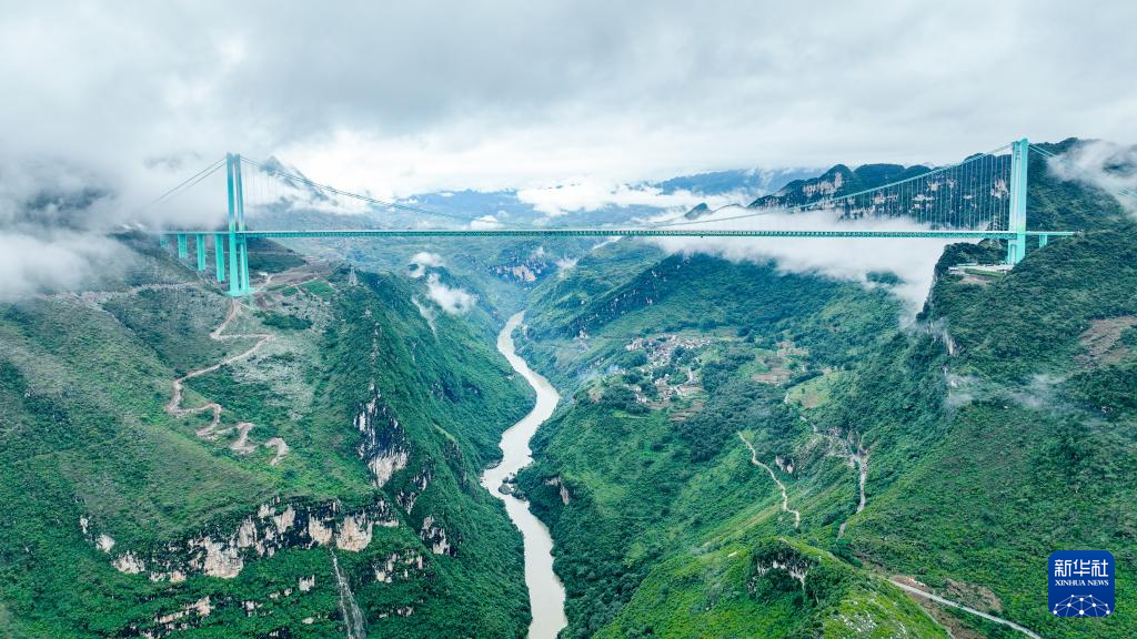 新的世界第一高桥进入建成通车倒计时