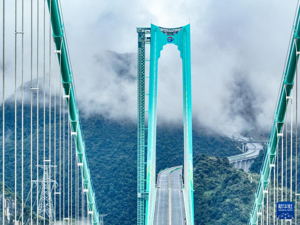 新的世界第一高桥进入建成通车倒计时