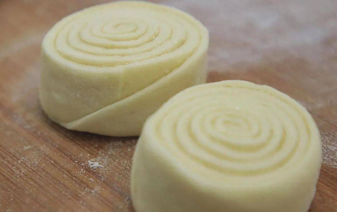 早上起床后，尽量少吃这5类早餐