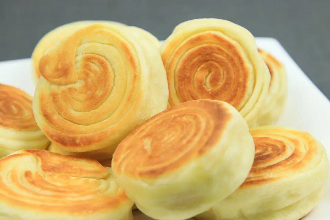 早上起床后，尽量少吃这5类早餐