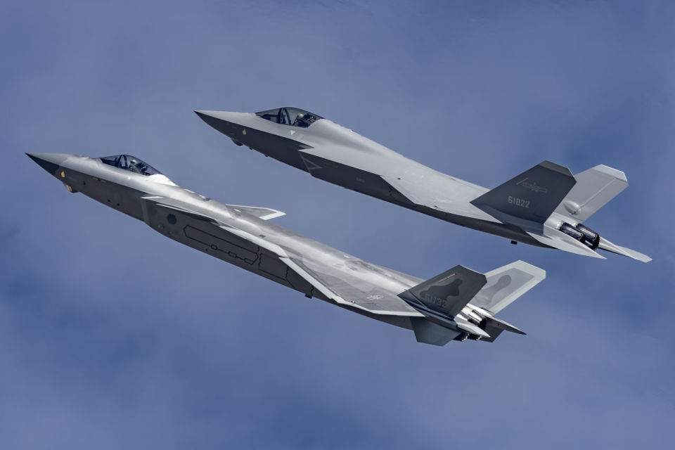 谁将定义未来制空权？