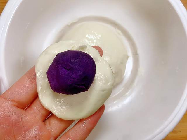 太喜欢这个饼了，做法简单，软糯香甜，秋天吃正当时！ ...