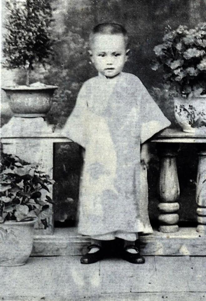 杨振宁先生逝世，月初刚过完103岁生日！