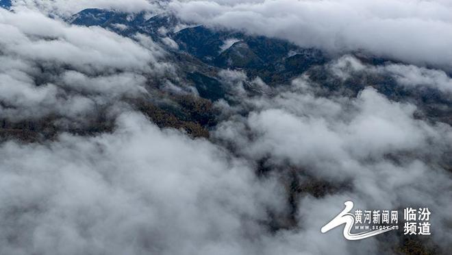 霍州七里峪景区：秋染七里峪 烟雨绘丹青