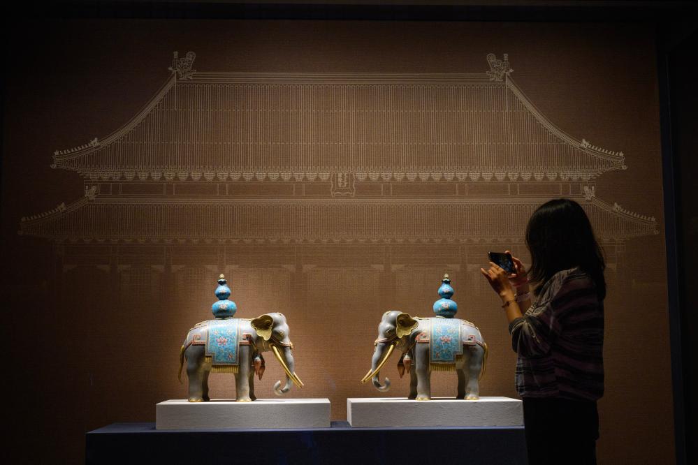 他用十余万张照片“对话”百年故宫