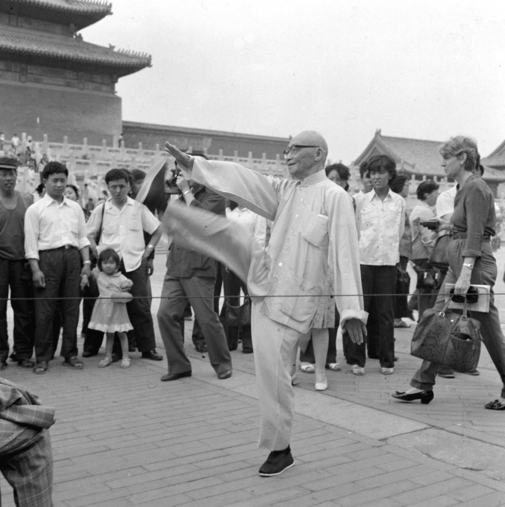 他用十余万张照片“对话”百年故宫