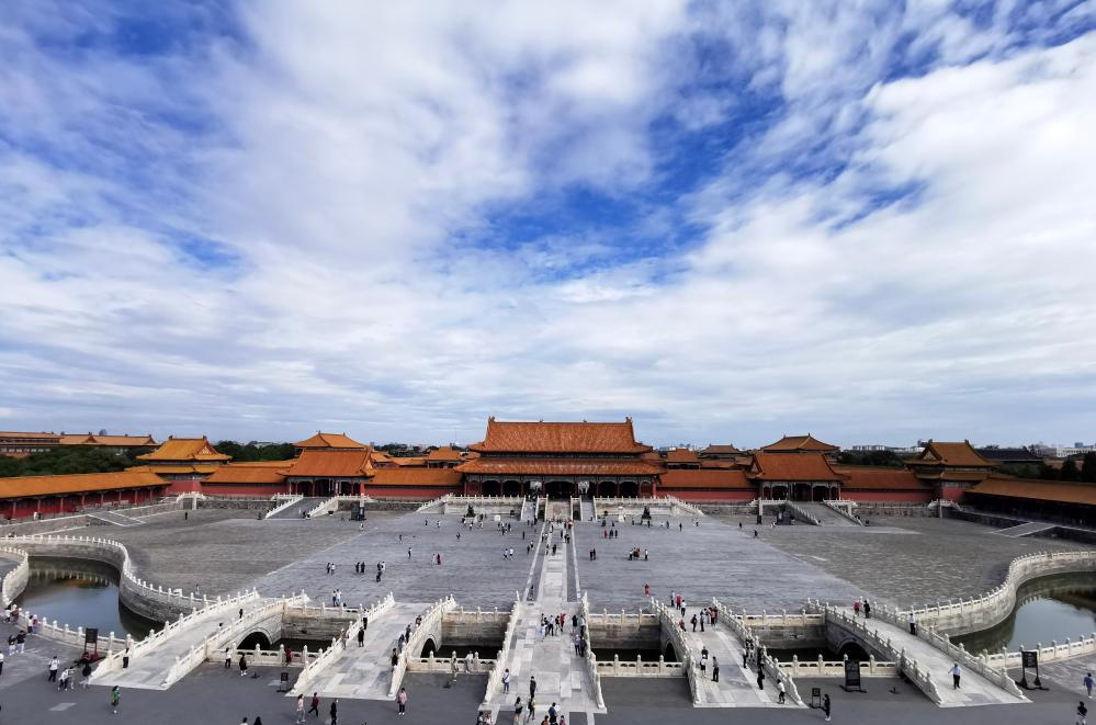 他用十余万张照片“对话”百年故宫