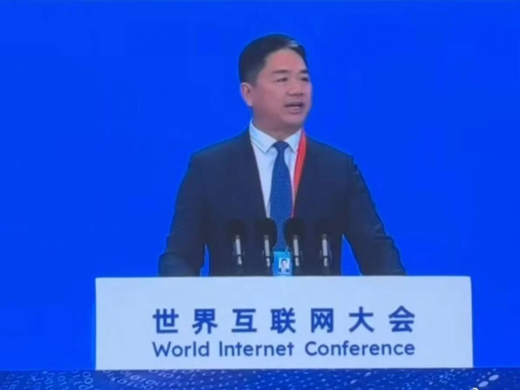 刘强东：只要我们够努力，未来每周只需要工作一天