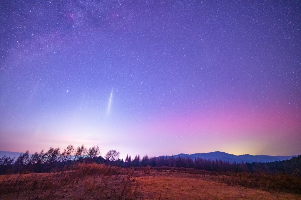 我国北方多地拍到了极光！