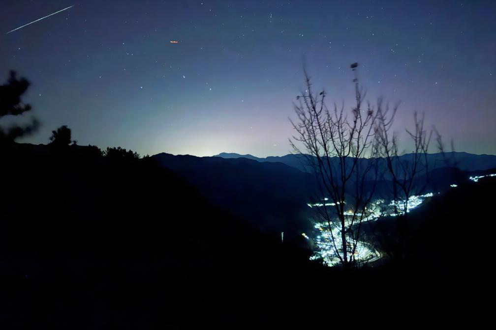 我国北方多地拍到了极光！