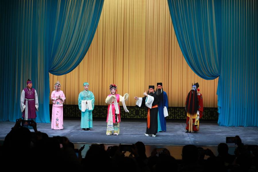 梁谷音陈少云五年后再演《乌龙院》