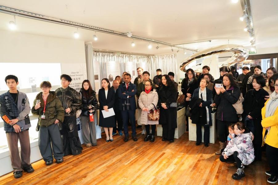 汉字之美架起沟通金桥