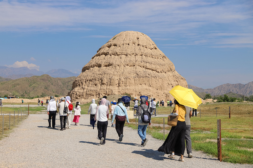小城，何以生机勃勃丨申遗成功的西夏陵带旺西夏区