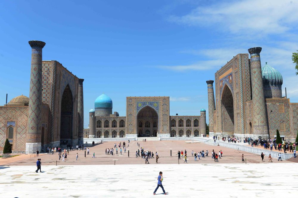 拿起护照去旅行