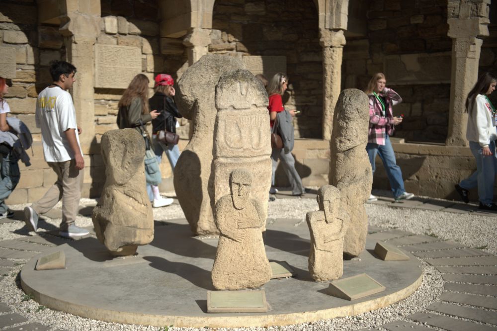 拿起护照去旅行